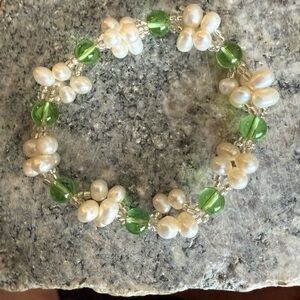 Pearl and Green Peridot Stretch Bead Bracelet